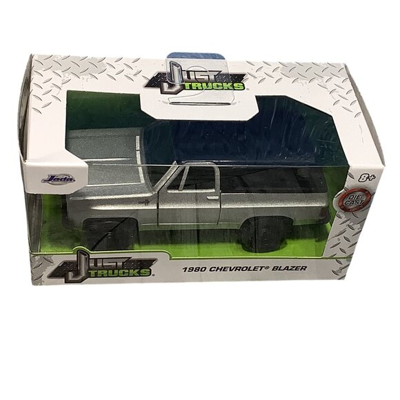 Jada Just Trucks 1980 Chevrolet Blazer Die-Cast Model Silver Collectible Toy - Picture 6 of 6
